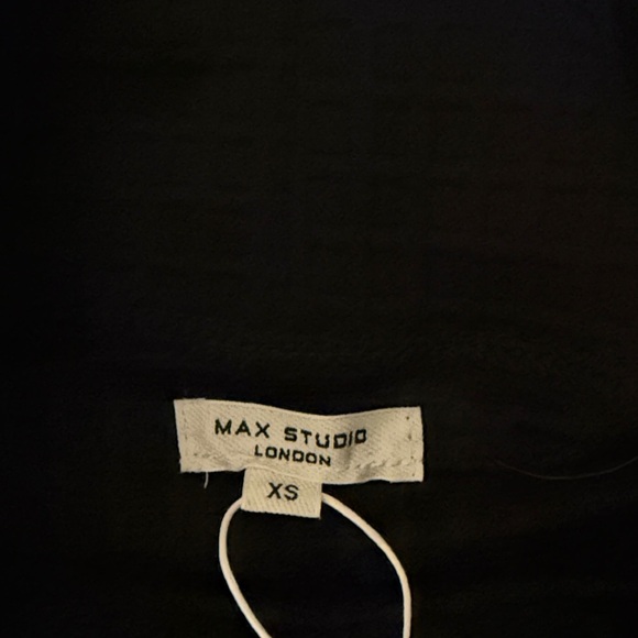 Max Studio Black Textured Pullover - Picture 2 of 4